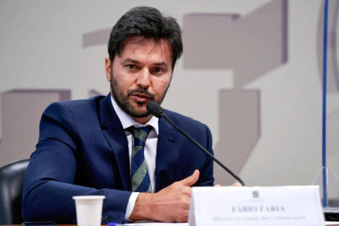 SBT prepara canal de notícias liderado por ex-ministro de Jair Bolsonaro