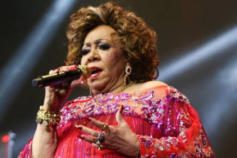 Bandidos roubam carro de Alcione no Rio de Janeiro