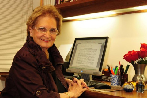 Jornalista Celia Ribeiro morre aos 96 anos