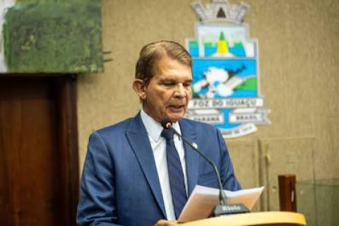 Desviar do Buraco": A Foz do Iguaçu Real sob a Gestão Silva e Luna