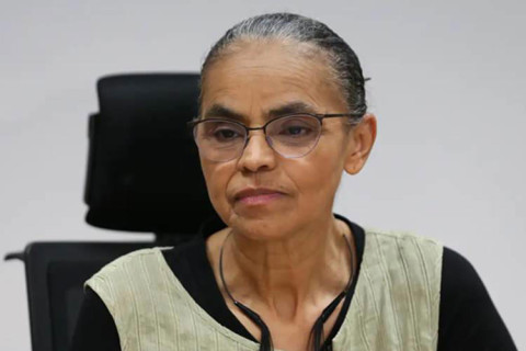 Marina Silva é hospitalizada e diagnosticada com fratura na coluna