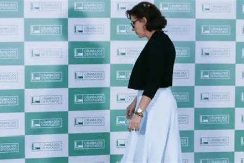 Ministro Alexandre de Moraes decreta prisão e bloqueio de bens da deputada Carla Zambelli