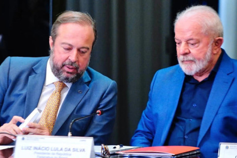 Governo multa mais de 50 distribuidoras de combustíveis para combater cartéis