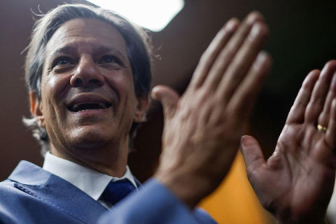 Haddad se diz tranquilo sobre renovação de visto para os EUA