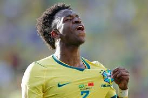 Vini Jr. projeta evolução do Brasil após estreia na Copa Atacante analisa empate e foca no duelo contra o Haiti
