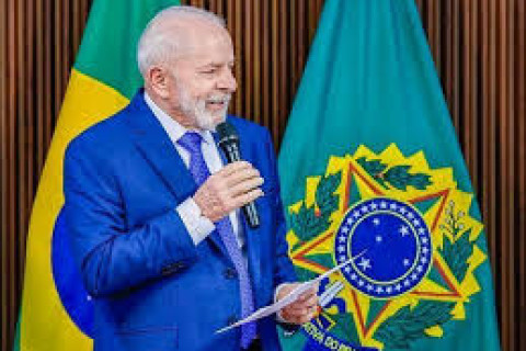 Lula sanciona leis que reconhecem gospel, grafite e Anísio Teixeira