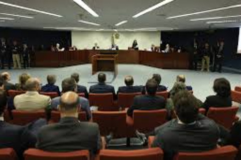 STF torna Bolsonaro e 7 aliados réus por trama golpista Decisão foi tomada pela 1ª Turma do Supremo por unanimidade
