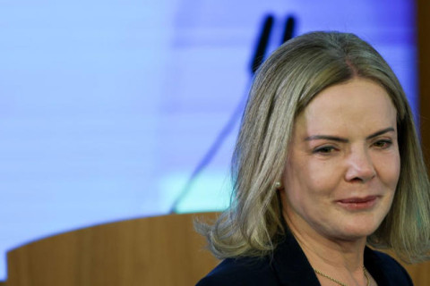 Após articulação, Gleisi comemora aprovação do Orçamento de 2025
