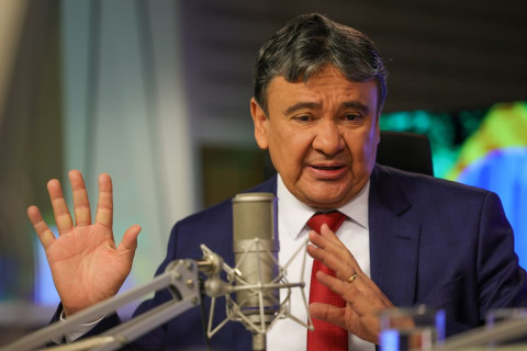 Ministro diz que 1,5 milhão de brasileiros deixaram pobreza em 2024