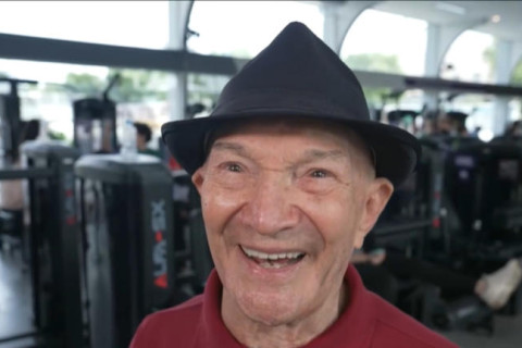 Antônio Medeiros, 102 anos, começou a malhar aos 70 e revela o que bebe todas as manhãs: 