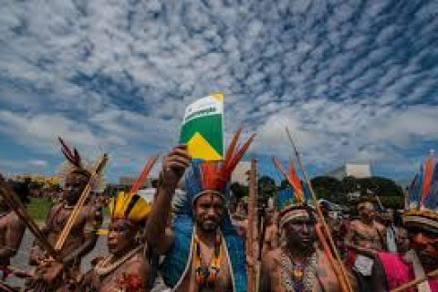 21º Acampamento Terra Livre começa nesta segunda em Brasília Expectativa é que 6 mil indígenas de todo país passem pela capital
