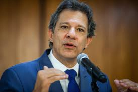 Haddad diz que vetos não mexem no mérito da reforma tributária Presidente Lula deve sancionar a regulamentação da reforma na quinta