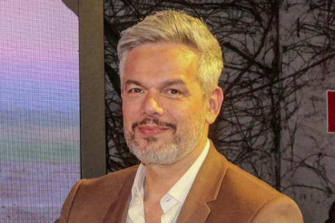 Otaviano Costa se afasta do Melhor da Noite por recomendação médica após sofrer leve mal-estar