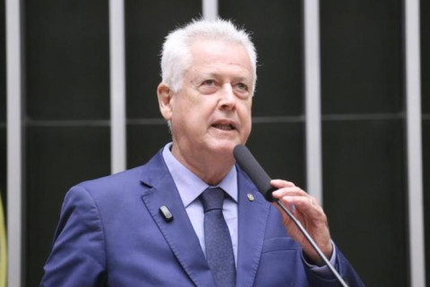 Pedido para criar CPI do Banco Master é protocolado na Câmara São 201 assinaturas de apoio, segundo deputado que protocolou pedido