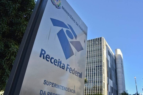 Empregadores têm até dia 28 para entregar informe de rendimentos Documento é fundamental para fazer a Declaração do Imposto de Renda