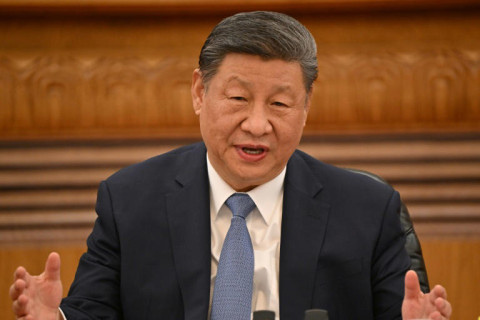 China e Vietnã assinam acordos de cooperação durante visita de Xi Jinping a Hanói