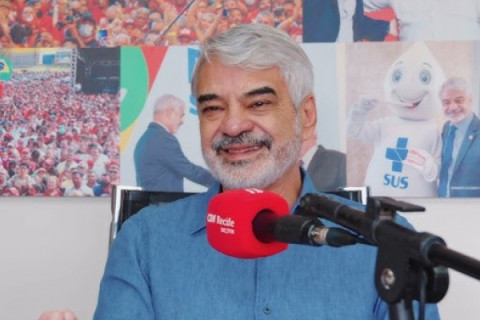 Apoios dos Grupo 01 e CNB, Humberto Costa vai substituir Gleisi com total   na presidência do PT