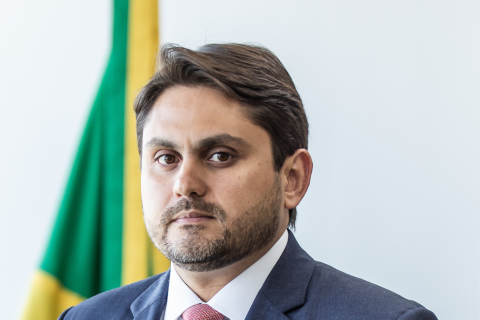 Juscelino Prestes a Sair: Mário Milani Surge como Principal Candidato ao Ministério das Comunicações