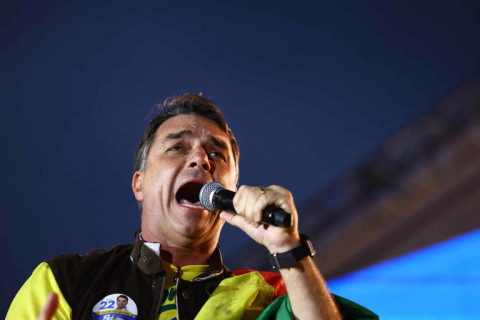 Debate na Band: proposta de Flávio Bolsonaro para o SUS já existe