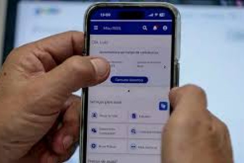 INSS notificará beneficiários sobre prova de vida pelo WhatsApp Aviso será apenas para pessoas que não tiverem dados localizados