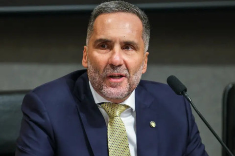 Quem é contra câmeras em policiais desconhece resultados, diz secretário de segurança