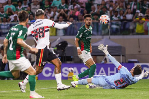 Palmeiras recupera moral e bate São Paulo, que cola na zona de rebaixamento no Paulistão