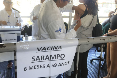 Ministério da Saúde alerta para risco de retorno do sarampo ao Brasil Vacinação foi reforçada para evitar retorno da doença ao país
