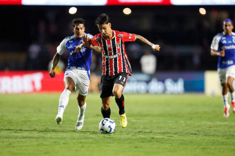 São Paulo não supera apatia contra o Cruzeiro, faz jogo pobre e empata de novo no Brasileirão